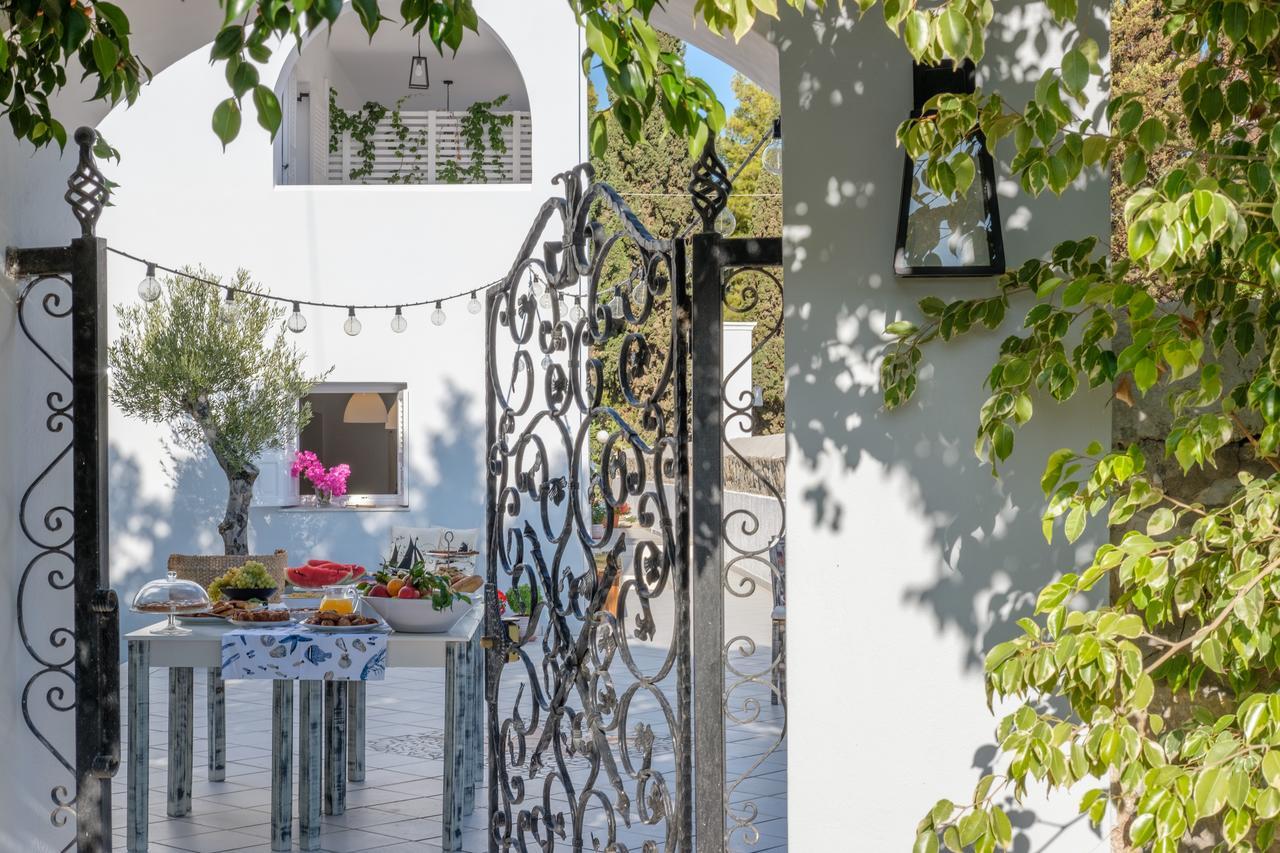 Oltremare Inn Spetses Town Exterior photo